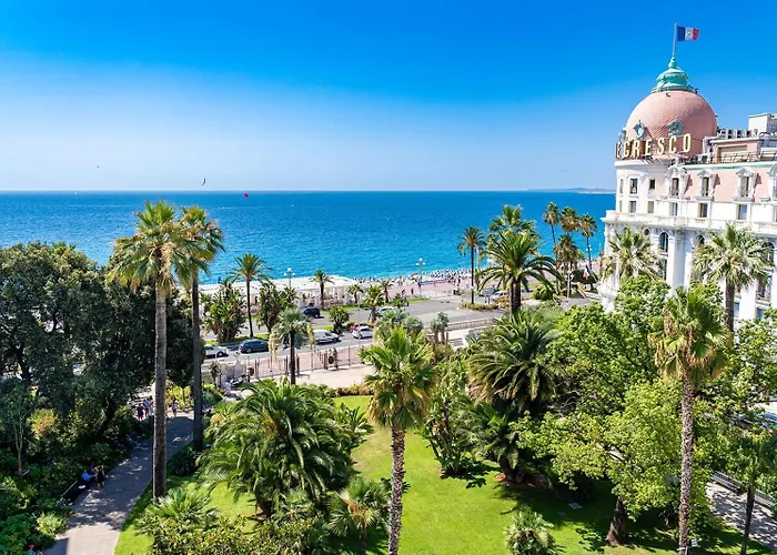 דירה Happy Spacieux En Dernier Etage Avec Balcon A 5 Minutes A Pieds Du Vieux Et De La Quartier Dubouchage *